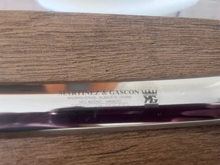 Cuchillo jamonero profesional para deshuesar