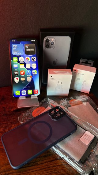 iPhone 11 Pro Max 256GB 100% batería + accesorios