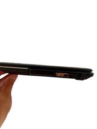 PORTÁTIL ACER ASPIRE E1-531G USADO CON CARGADOR