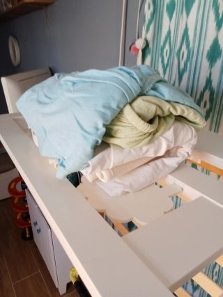 Cama infantil+colchón+protector colchón+3 bajeras.