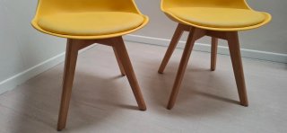 Set 2 Sedie IKEA CHARLES Gialle