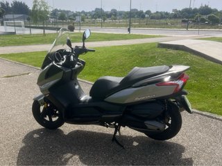 COMO NUEVA Kymco Super Dink 300i Plata/Negro