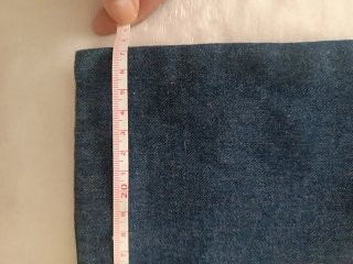 Bolso de mano azul y rosa