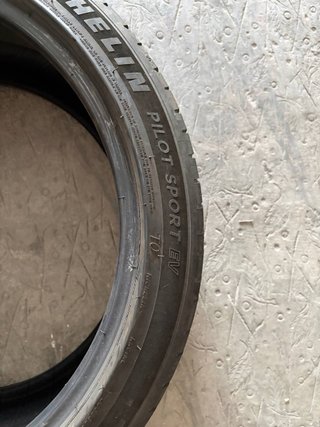 Neumáticos Michelin 255/40/R20