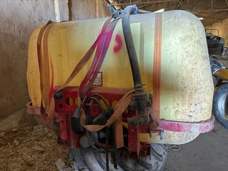 Bombo frontal tractor para sulfatar de 2000lt