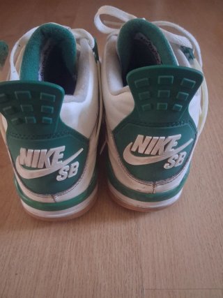 Zapatillas  Verdes y Blancas