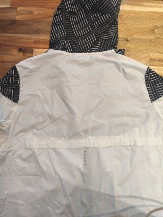 Chaqueta Puma Negra y Blanca