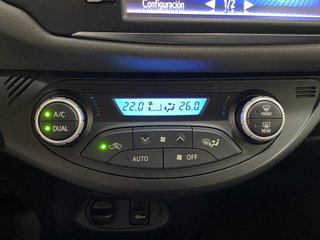 Toyota Yaris Active 1.5 100H HEV Espectacular!!!!!