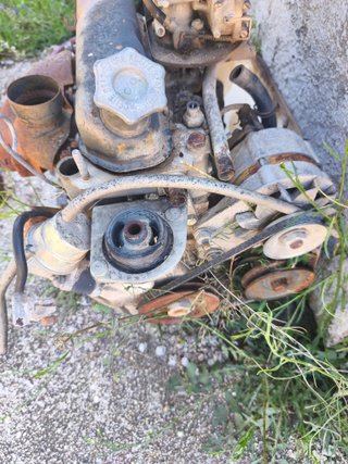 Motor y cambio Seat 127