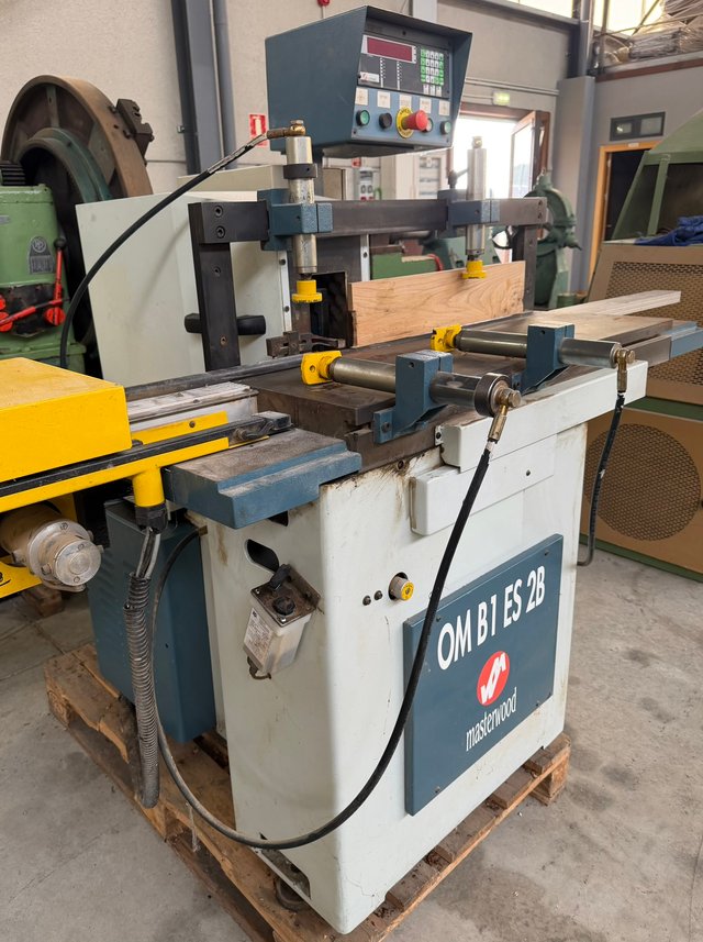 Escopleadora MASTERWOOD OM B1 ES 2B.
