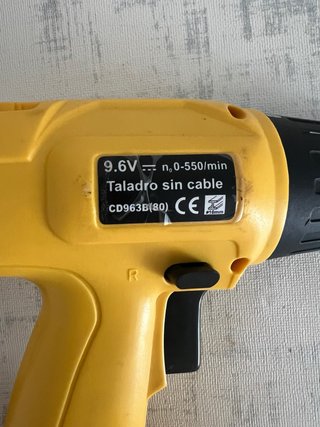 Taladro KRAFT TECH 9.6V con cargador