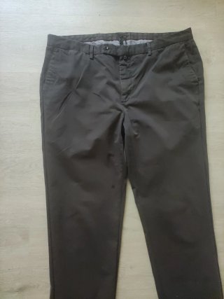 Pantalón de loneta marrón para hombre