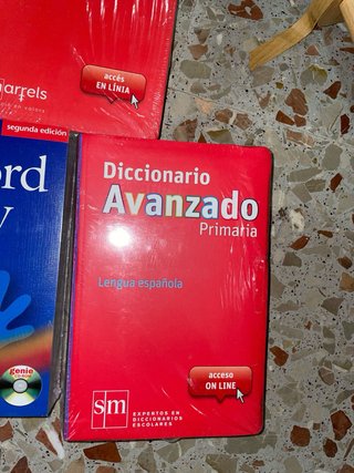 Diccionario Oxford y valenciano y castellano