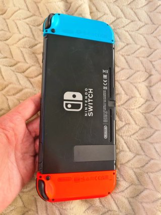Nintendo Switch Azul y Naranja