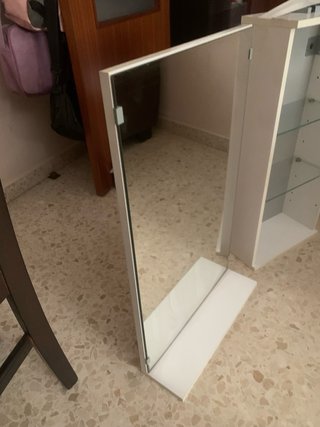 Armario y espejo baño/aseo blanco