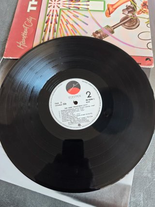 The Cars Heartbeat City 12" 33 rpm disco vinilo LP