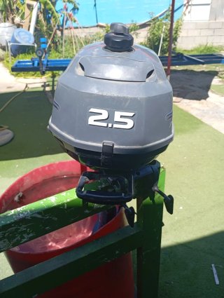 Motor fueraborda Yamaha 4 tiempos 2.5 HP