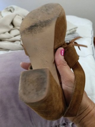 Sandalias ante tacón marrón