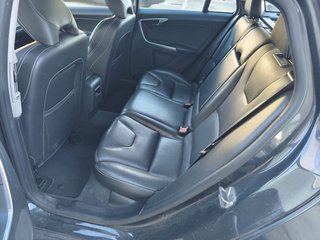 Volvo V60 2016