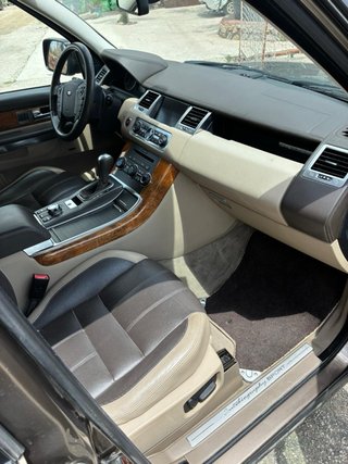 Land Rover Range Rover Sport 2012