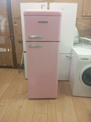 Nevera Schneider Rosa Estilo Vintage