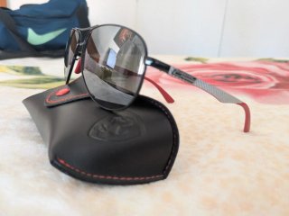 Gafas Ray-Ban Ferrari Negras y Rojas