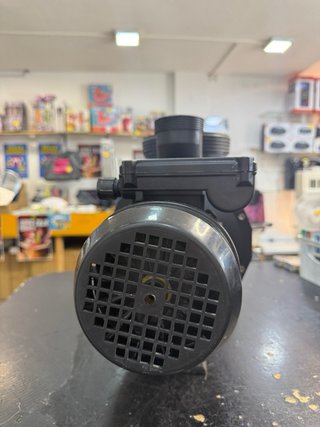 Bomba de piscina BOMBA VICTORIA PLUS SILENT 1CV