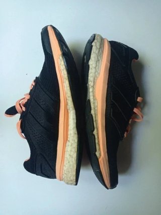 Zapatillas Adidas Negras y Naranja Talla 38