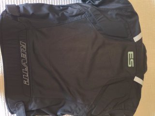 Chaqueta Moto Revitt Negra verano. Talla XL