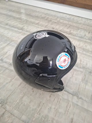 Casco de moto negro Vespa