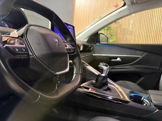 Peugeot 5008 2021