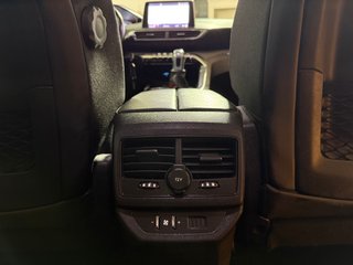 Peugeot 5008 2021