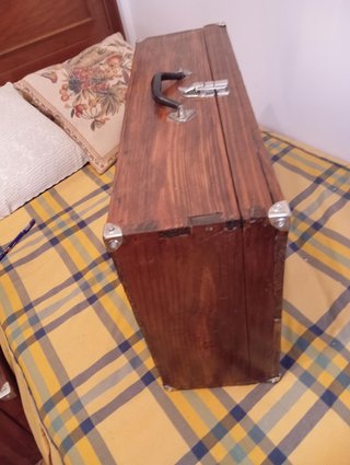 Maleta Antigua Madera Restaurada
