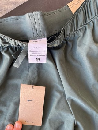 Nike Court Advantage Shorts 7in Verde Oliva