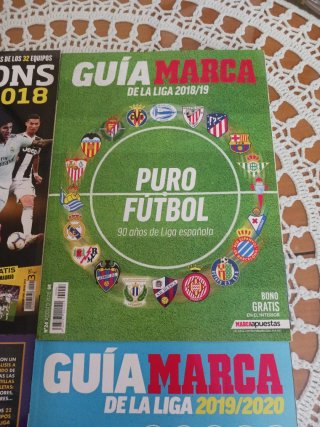 Guias de futbol varias temporadas.