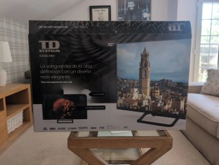 TV TD System 32 Negra