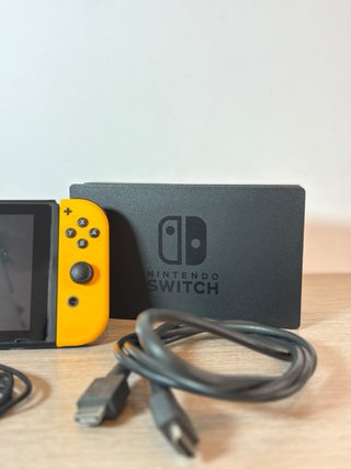 Nintendo Switch v1 (2017)