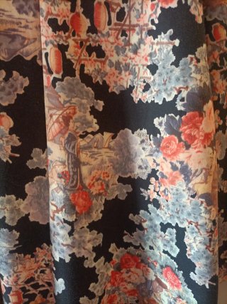 Vestido estampado floral cuello alto