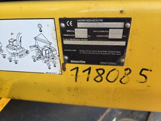 KOMATSU HB215LC Excavadora Híbrida