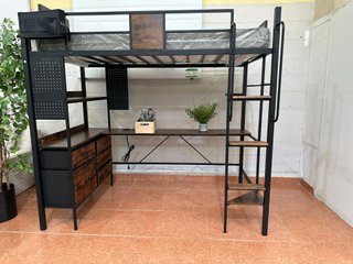 Litera juvenil con escritorio
