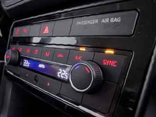 Volkswagen T-Cross 2021 - 1.0 TSI 110cv automático