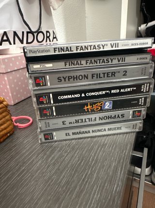 Lote 6 juegos PS1: Final Fantasy VII, Syphon Filte