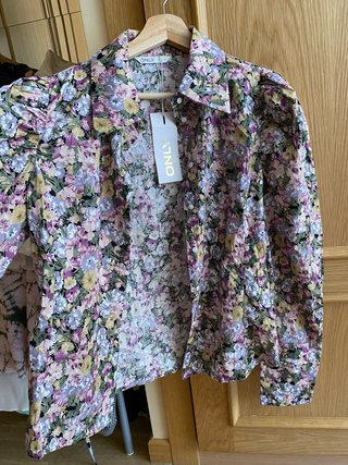 Blusa Only floral M