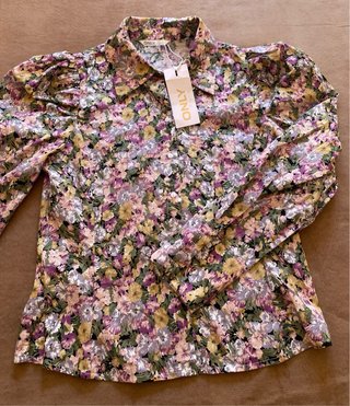 Blusa Only floral M