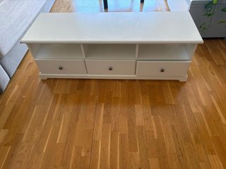 Mueble TV Ikea blanco madera