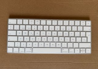 Teclado Apple Magic Keyboard Plata/Blanco
