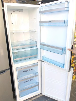 Nevera combi plateada