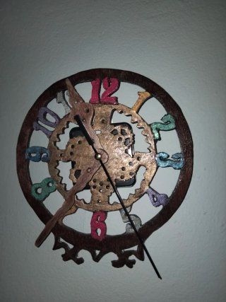 Reloj de pared decorativo hecho por mi