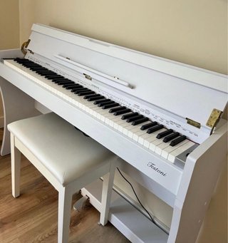 Piano Blanco Digital