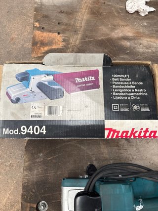 Lijadora de banda Makita 9404